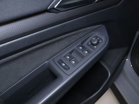 Used 2024 Volkswagen GTI S image 11