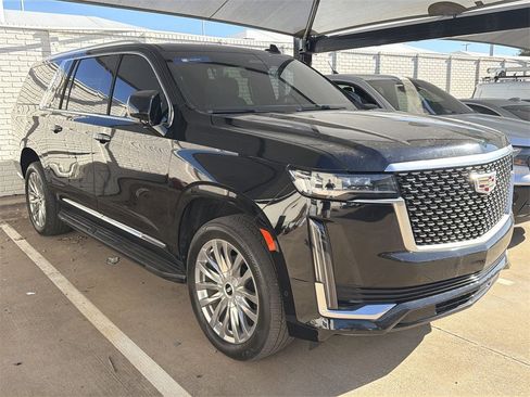 Used 2021 Cadillac Escalade ESV Premium Luxury image 2