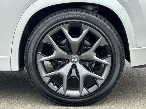 Certified 2026 Lexus TX 500h AWD w/ Technology Package image 34