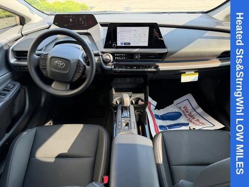 Used 2026 Toyota Prius XLE FWD image 13