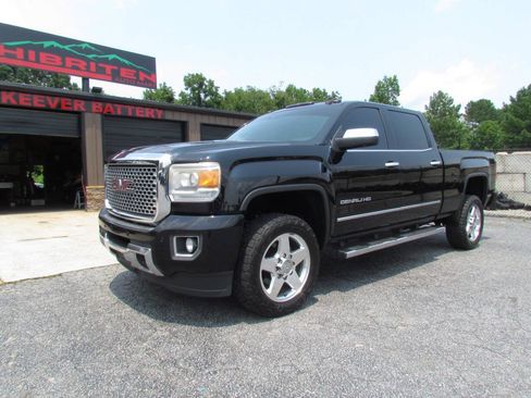 Used 2015 GMC Sierra 2500 Denali w/ Duramax Plus Package AWD/4WD image 1