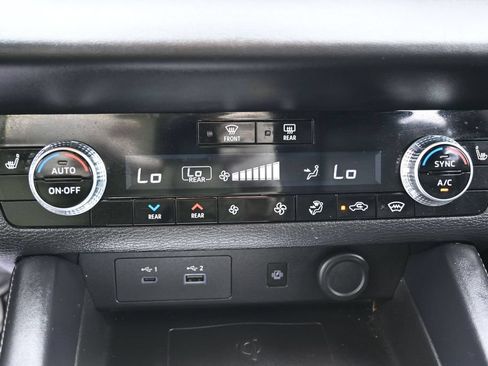 Used 2024 Mitsubishi Outlander SEL Black Edition AWD/4WD image 27