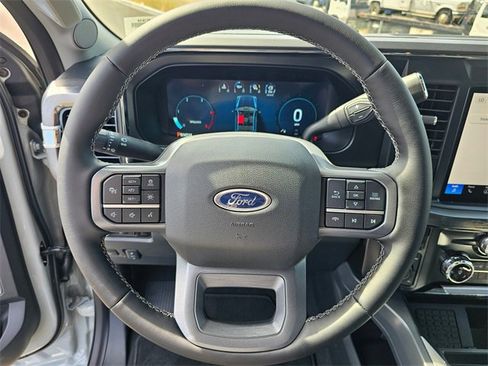 New 2025 Ford F350 Lariat w/ Lariat Ultimate Package image 17