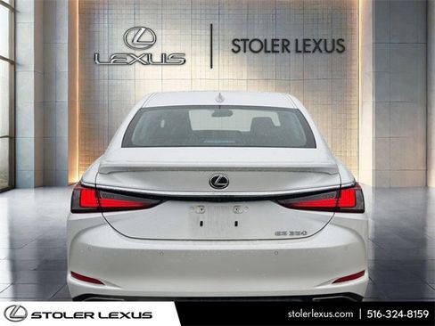Certified 2023 Lexus ES 350 w/ Premium Package image 5