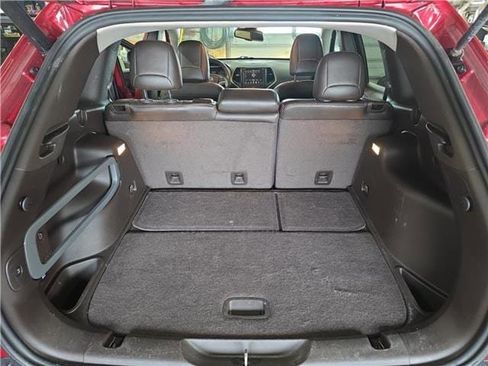 Used 2015 Jeep Cherokee Trailhawk w/ Comfort/Convenience Group image 19