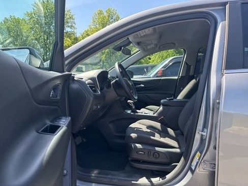 Used 2024 Chevrolet Equinox LT AWD/4WD image 16