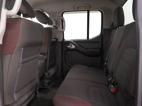 Used 2012 Nissan Frontier PRO-4X AWD/4WD image 20