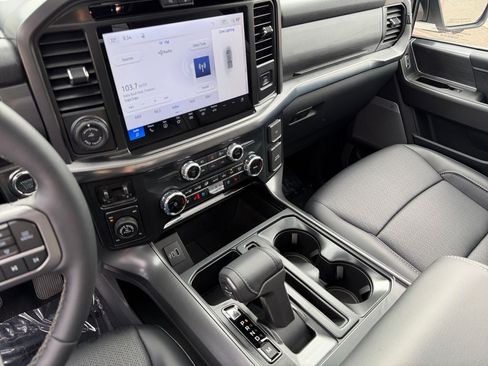 Used 2026 Ford F150 Lariat AWD/4WD image 18