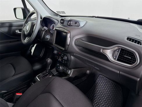Used 2023 Jeep Renegade Latitude AWD/4WD image 27