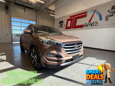 Used 2016 Hyundai Tucson Sport image 1