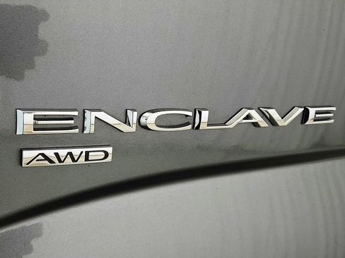 Used 2020 Buick Enclave Avenir w/ Avenir Technology Package AWD/4WD image 38