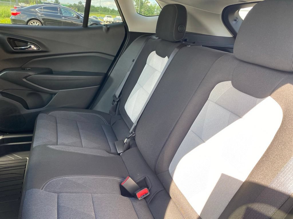 New 2026 Chevrolet Trax LS w/ LS Convenience Package FWD image 22