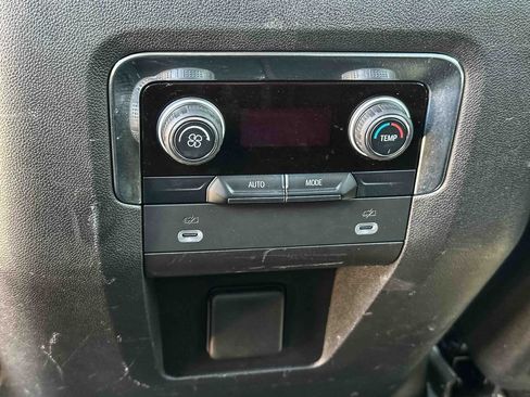 Used 2023 Chevrolet Tahoe LT RWD image 21
