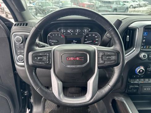 Used 2022 GMC Sierra 1500 SLT w/ SLT Convenience Package image 17