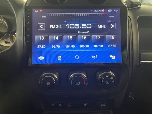 Used 2016 Jeep Patriot High Altitude image 30