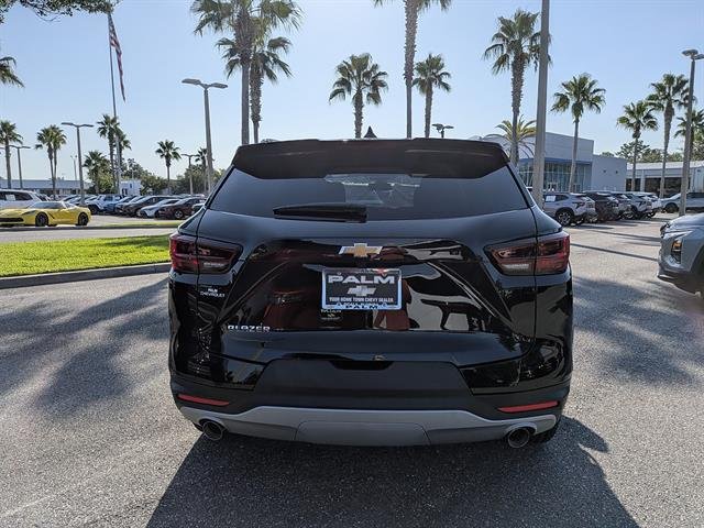 New 2026 Chevrolet Blazer LT w/ Convenience Package FWD image 4