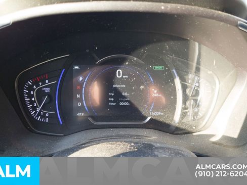 Used 2019 Hyundai Santa Fe SEL image 13