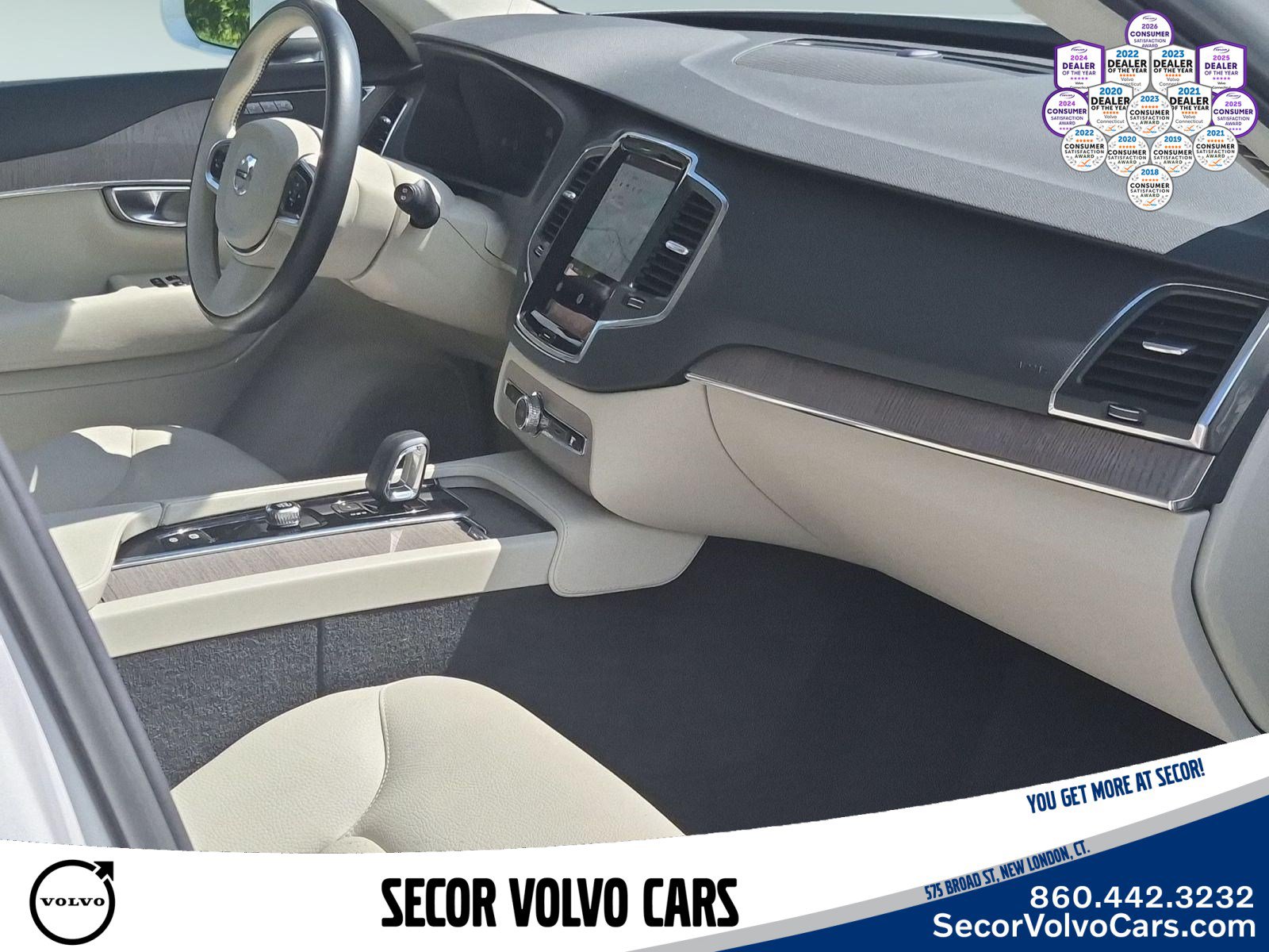 Used 2023 Volvo XC90 B6 Core w/ Protection Package Premier AWD/4WD image 25
