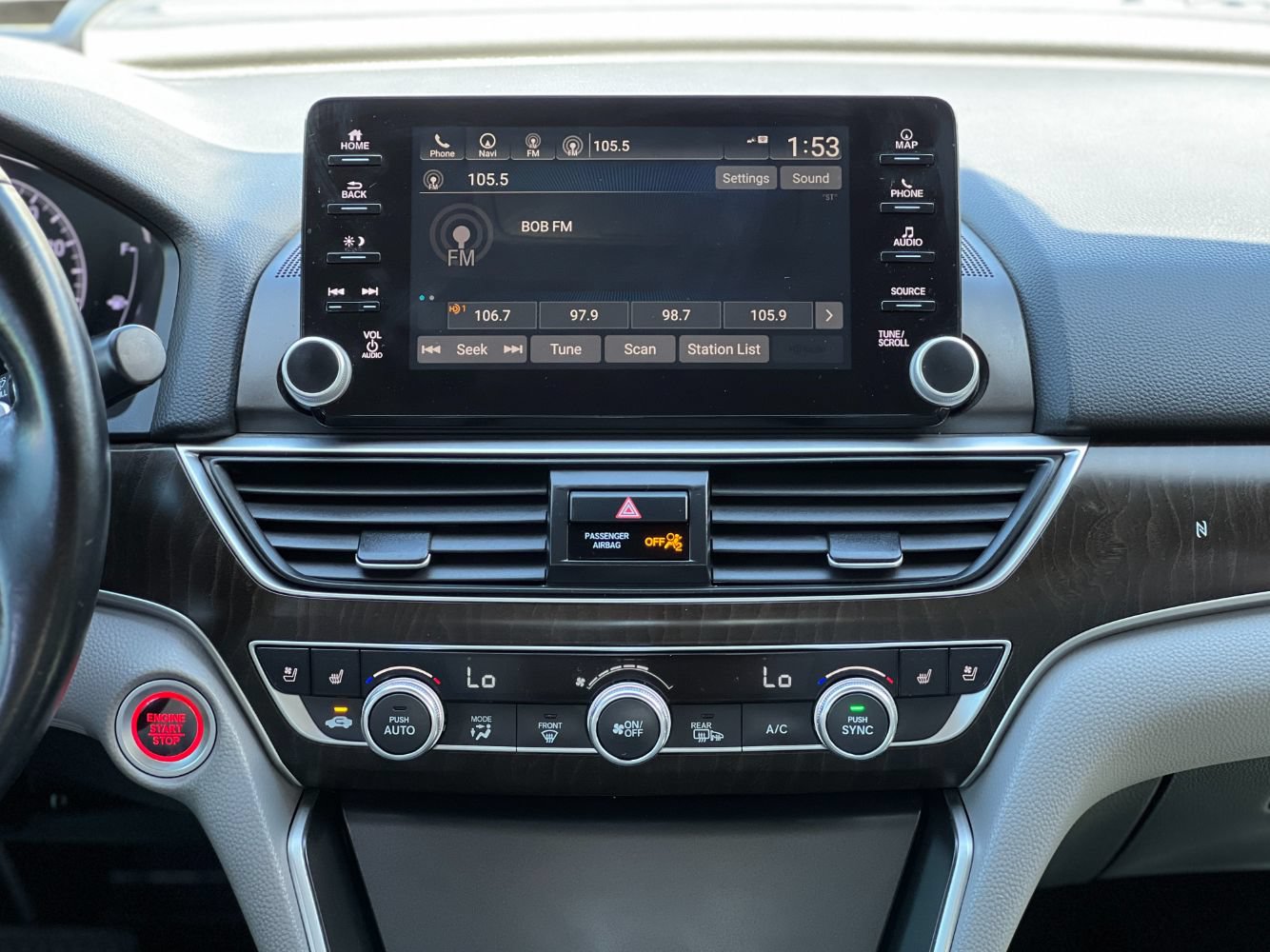 Used 2019 Honda Accord Touring image 17