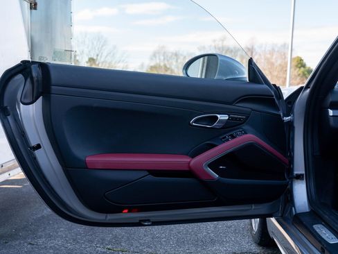 Certified 2025 Porsche 718 Cayman S image 20