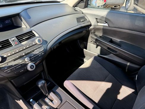 Used 2009 Honda Accord LX image 11