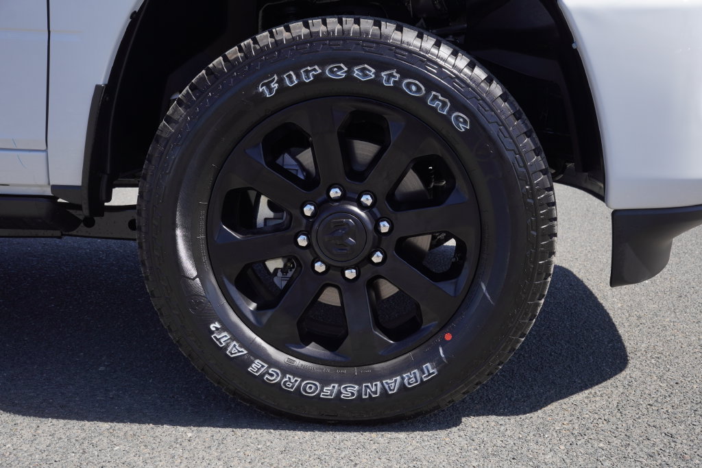 New 2027 RAM 3500 Laramie AWD/4WD image 11
