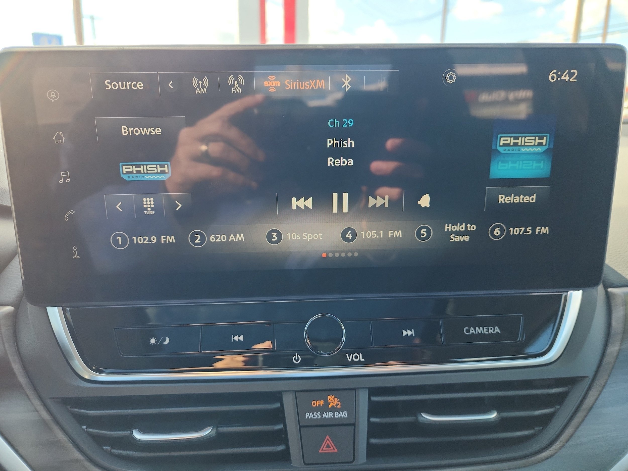 New 2026 Nissan Altima 2.5 SV w/ SV Special Edition Package AWD/4WD image 16
