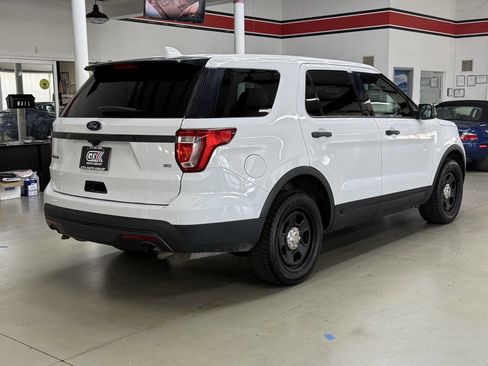 Used 2017 Ford Explorer 4WD Police Interceptor image 5