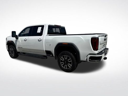 Used 2021 GMC Sierra 2500 AT4 w/ AT4 Preferred Package AWD/4WD image 3
