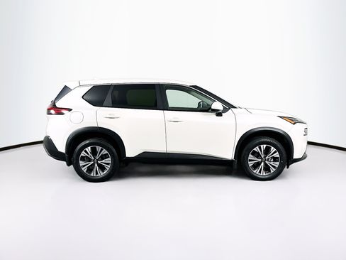 Used 2023 Nissan Rogue SV FWD image 10