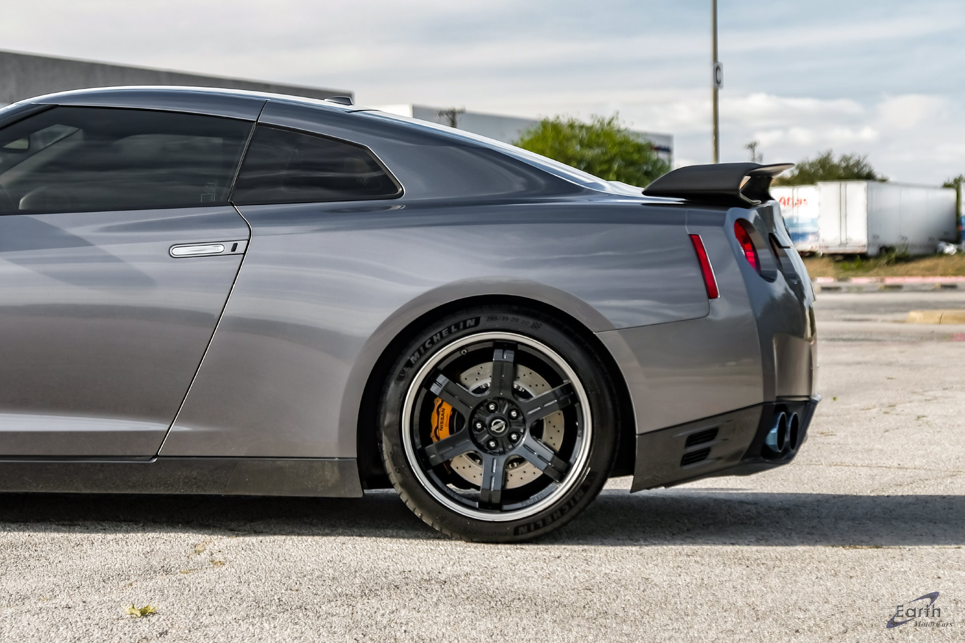 Used 2013 Nissan GT-R Black Edition AWD/4WD image 10