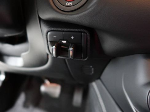 Used 2021 Dodge Durango SRT w/ Technology Group AWD/4WD image 29