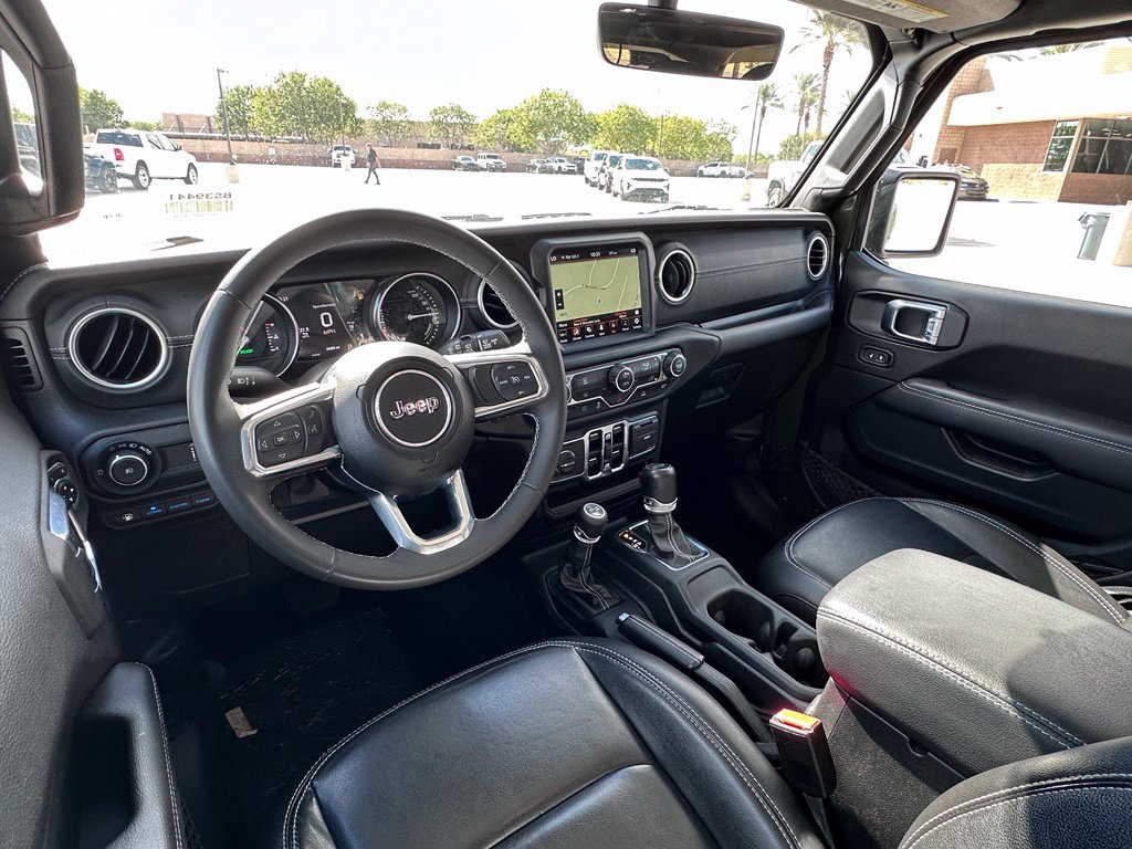 Used 2023 Jeep Wrangler Unlimited Sahara AWD/4WD image 12