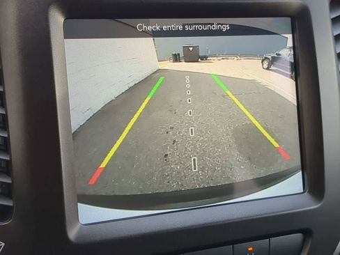 Certified 2021 Jeep Cherokee Trailhawk image 28