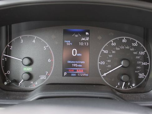 Used 2024 Toyota Corolla LE image 12