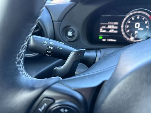 Used 2023 Toyota GR86 Premium w/ ALL Weather Mat Package (TMS) image 30