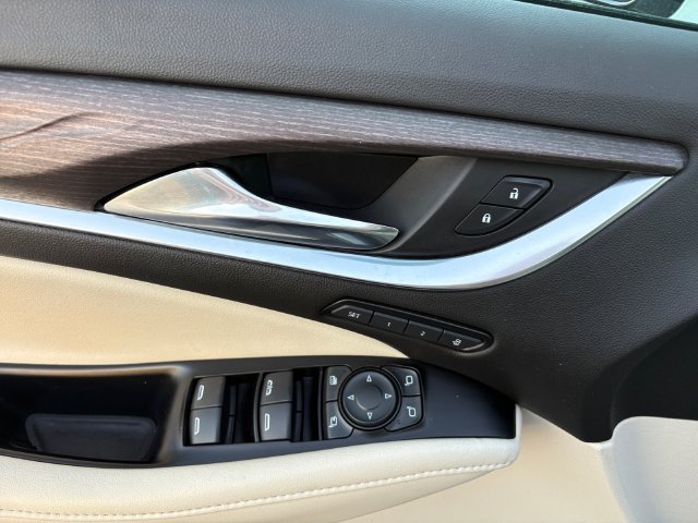 Used 2024 Buick Enclave Avenir w/ Avenir Technology Package AWD/4WD image 20