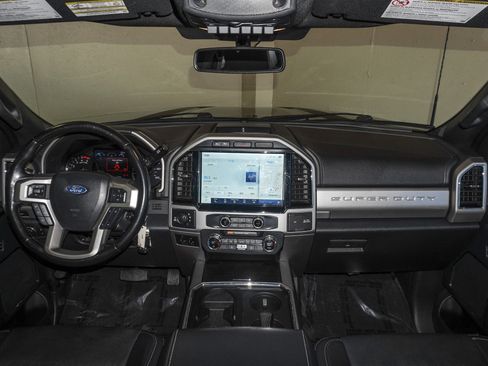 Used 2022 Ford F350 Lariat image 25