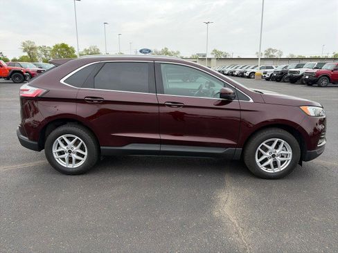 Used 2024 Ford Edge SEL w/ Convenience Package AWD/4WD image 6