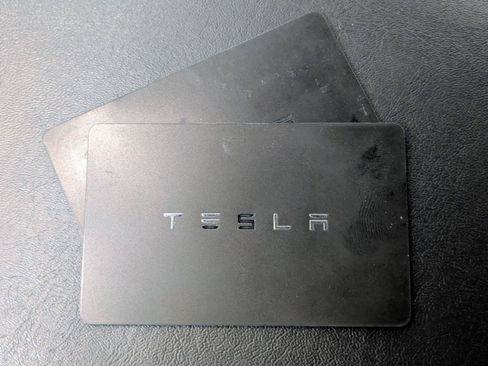 Used 2018 Tesla Model 3 Long Range AWD/4WD image 32