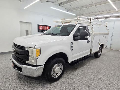 Used 2017 Ford F350 XL RWD image 4