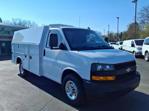 Used 2020 Chevrolet Express 3500 w/ Power Convenience Package image 7