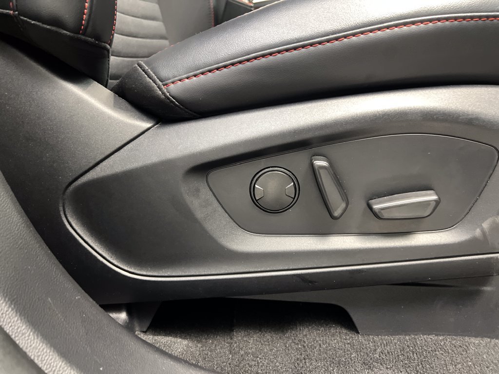 Used 2025 Ford Explorer ST-Line AWD/4WD image 36