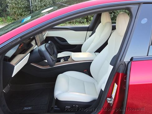 Used 2024 Tesla Model S AWD/4WD image 2