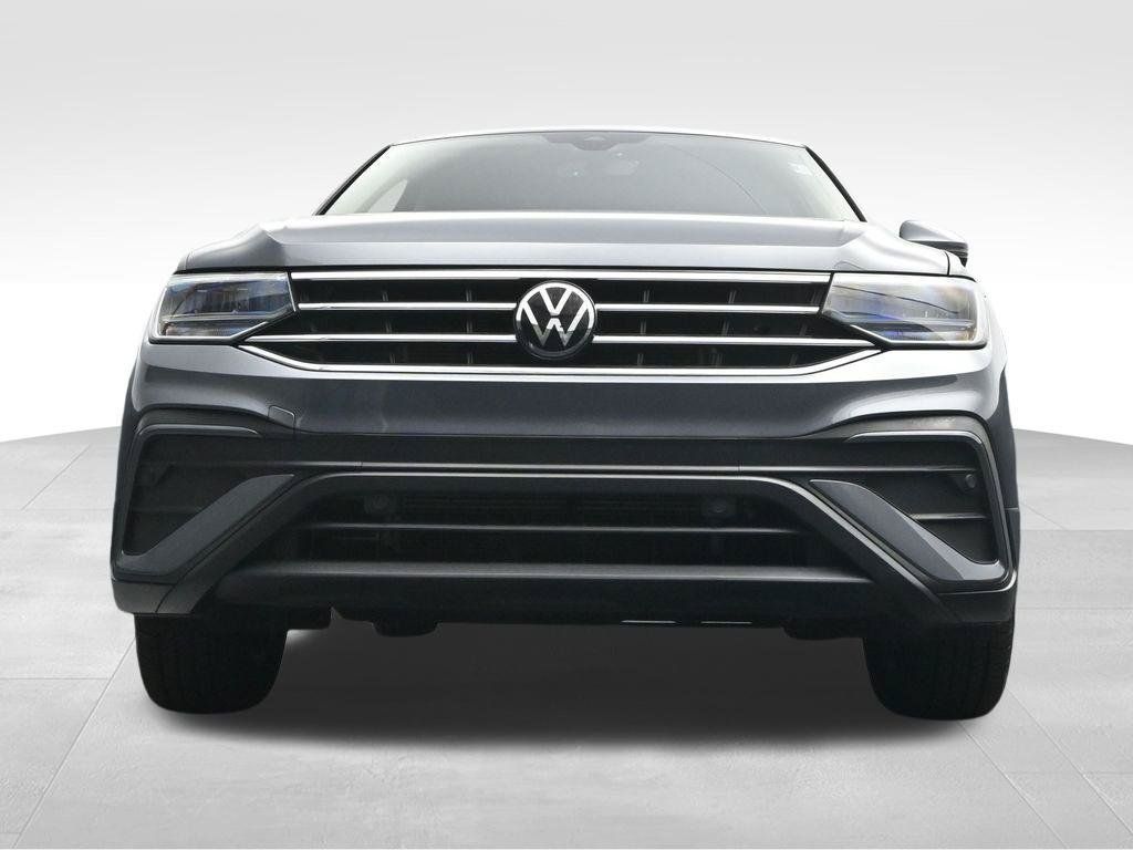 Used 2022 Volkswagen Tiguan SE FWD image 36