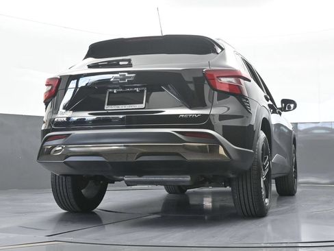 Used 2025 Chevrolet Trax ACTIV FWD image 57