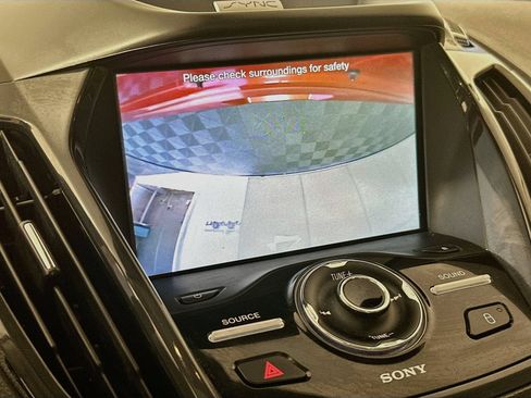 Used 2016 Ford Escape Titanium w/ Equipment Group 301A FWD image 14