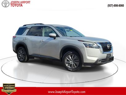 Used 2025 Nissan Pathfinder SV