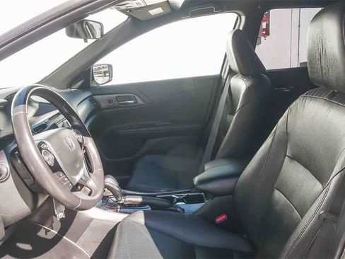 Used 2017 Honda Accord Sport Special Edition image 16