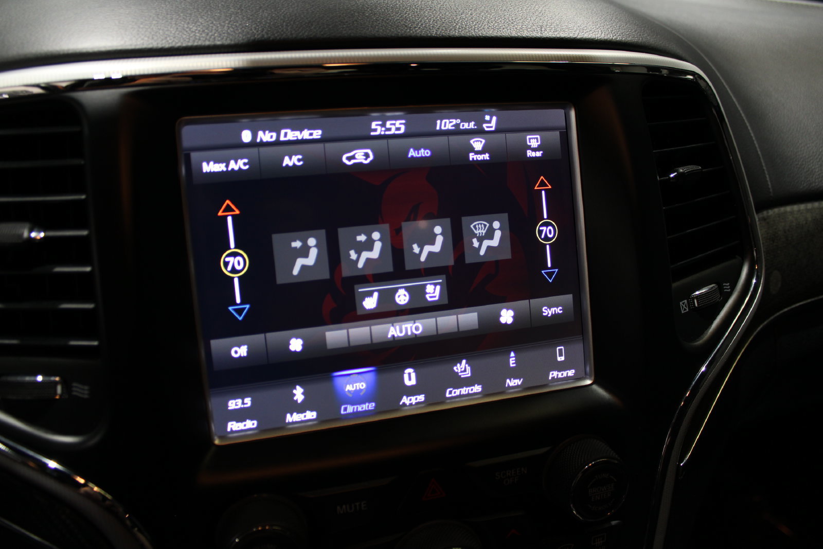 Used 2018 Jeep Grand Cherokee SRT AWD/4WD image 32